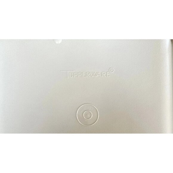 Vintage Tupperware #1535 Beige Almond Lunch Divided Food Trays 15"x9" Lot Of 5 - Picture 4 of 4